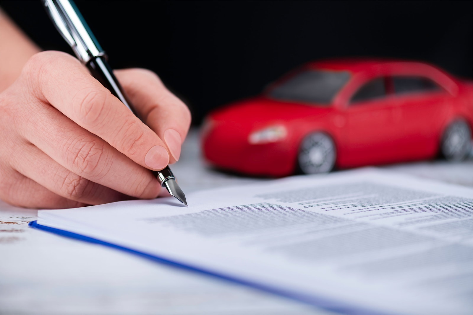 financiar coche o pagarlo al contado