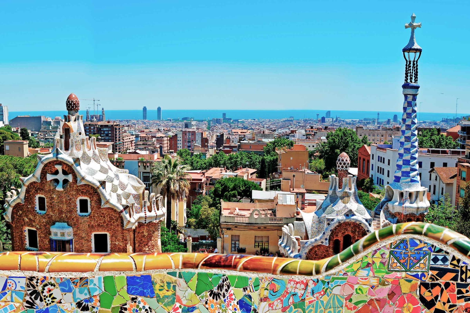 Bartzelonaren bista panoramikoa Parc Güell-etik